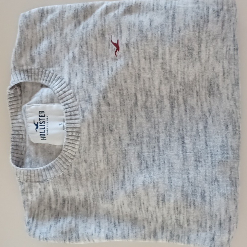Hollister Crew Neck Sweater